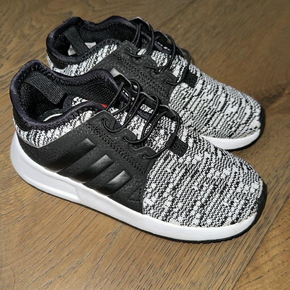 Adidas - Picture 2 of 7